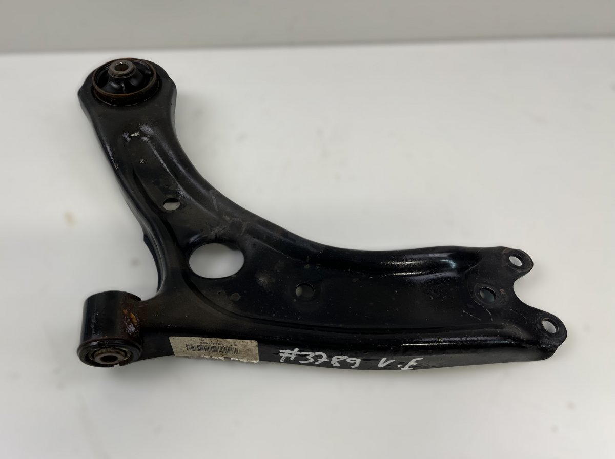 Kia Sportage Lower suspension control arm — front left Lower suspension control arm — front left — KIA...