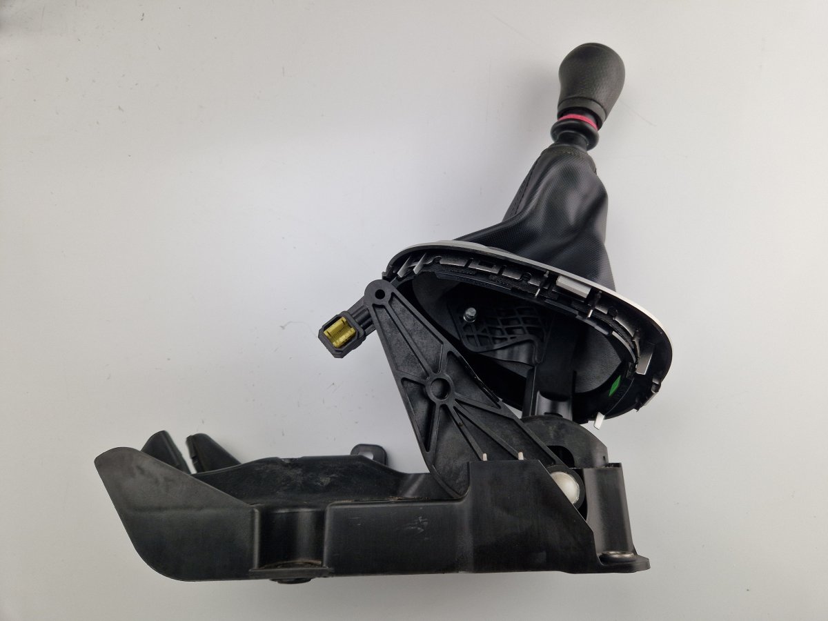 Nissan Juke Gearshift Mechanism Gearshift mechanism — NISSAN JUKE I (F15) (2010...