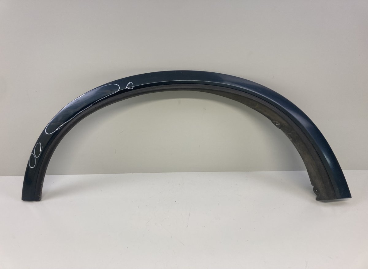 Volvo XC90 Fender Flare Front Left Fender Flare Front Left — VOLVO XC90 (I) (2002-...