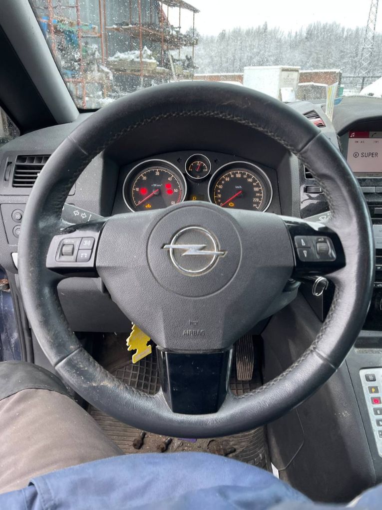 Opel Zafira (B) steering wheel Steering Wheel — OPEL ZAFIRA B (A05) (2005-2014...