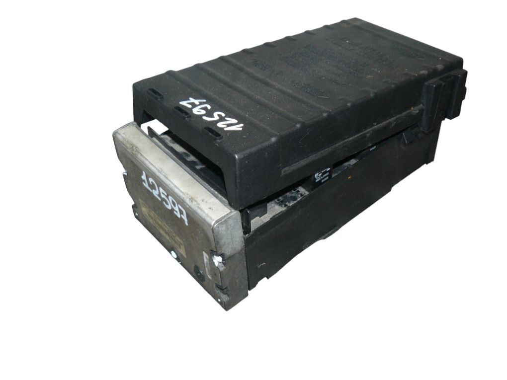 Chrysler Grand Voyager / Town & Country Fuse box Fuse box — CHRYSLER VOYAGER IV (RG, RS) (2000-2...