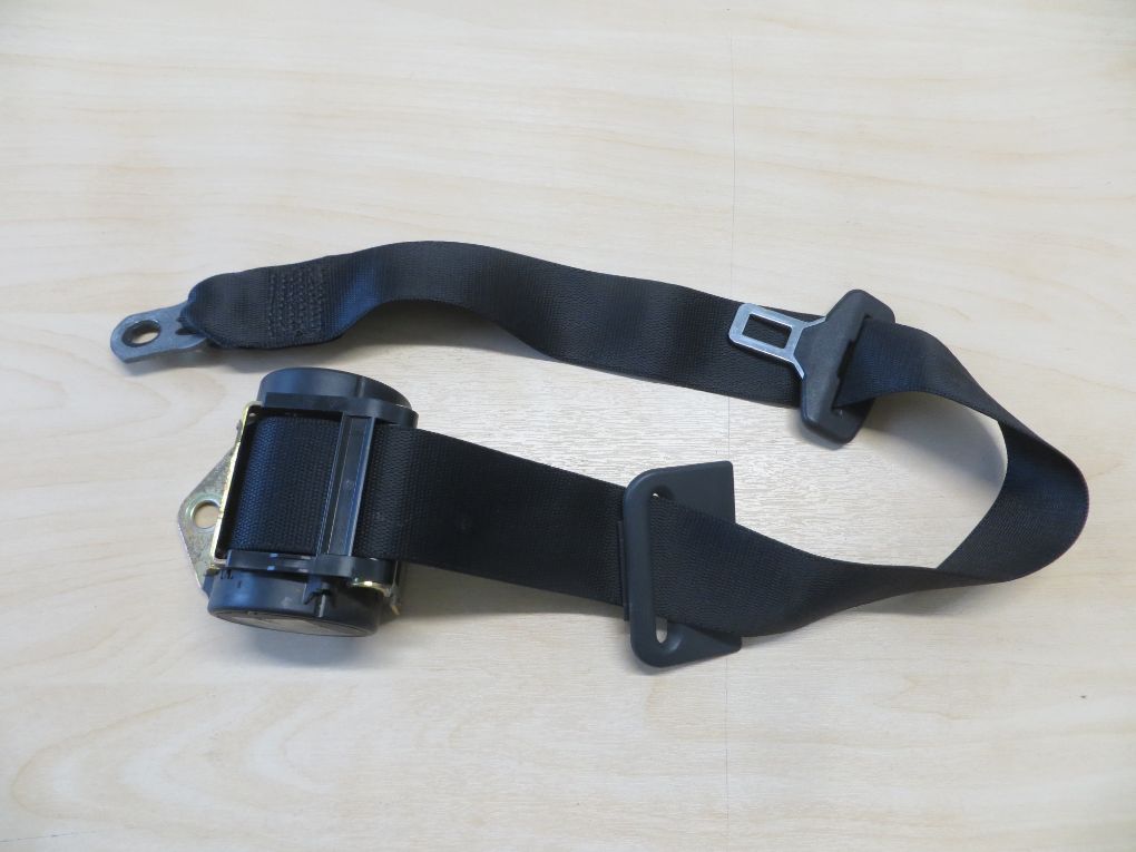 Mercedes-Benz A (W168) Seat Belt Rear Center Seat Belt Rear Center — MERCEDES-BENZ E-CLASS (...