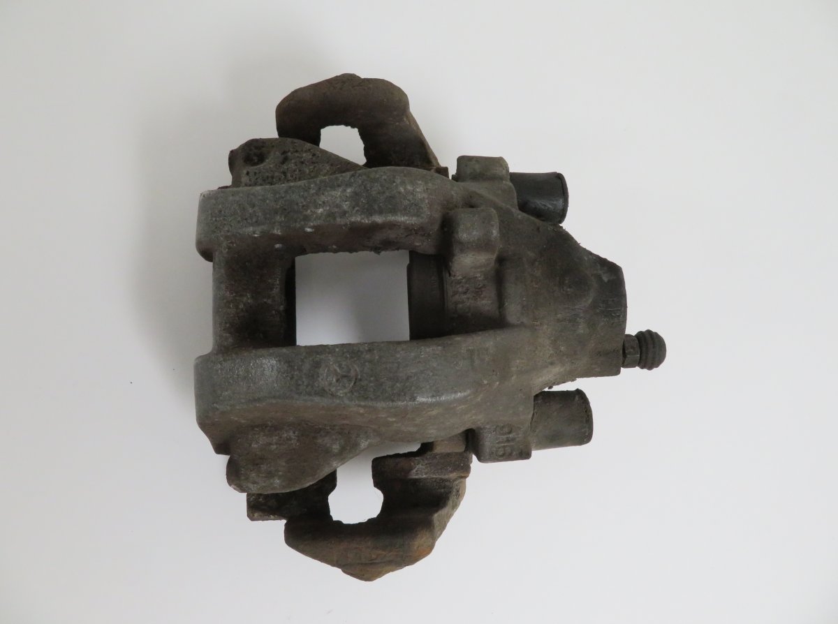 Mercedes-Benz A (W168) Brake caliper — rear left Brake caliper — rear left — MERCEDES-BENZ E-CLA...