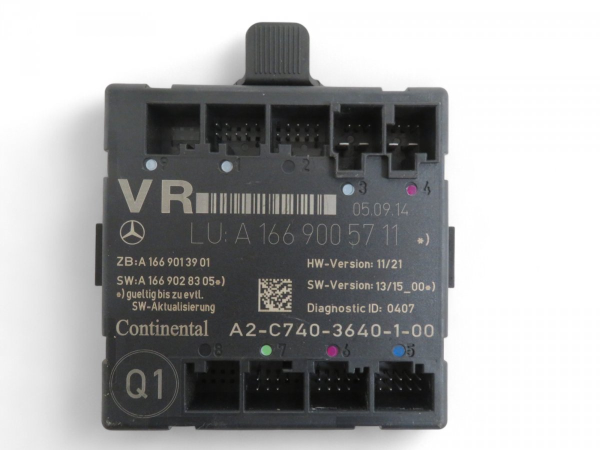 Mercedes-Benz CLA (C117) Front right door control unit