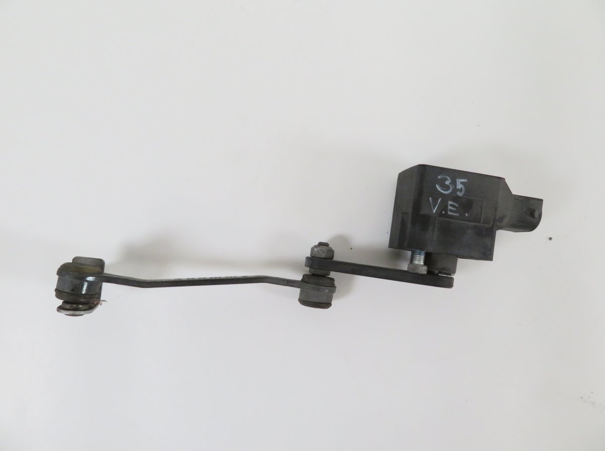 Mercedes-Benz C (W203) Suspension level sensor — front left Suspension level sensor — front left — MERCEDES...