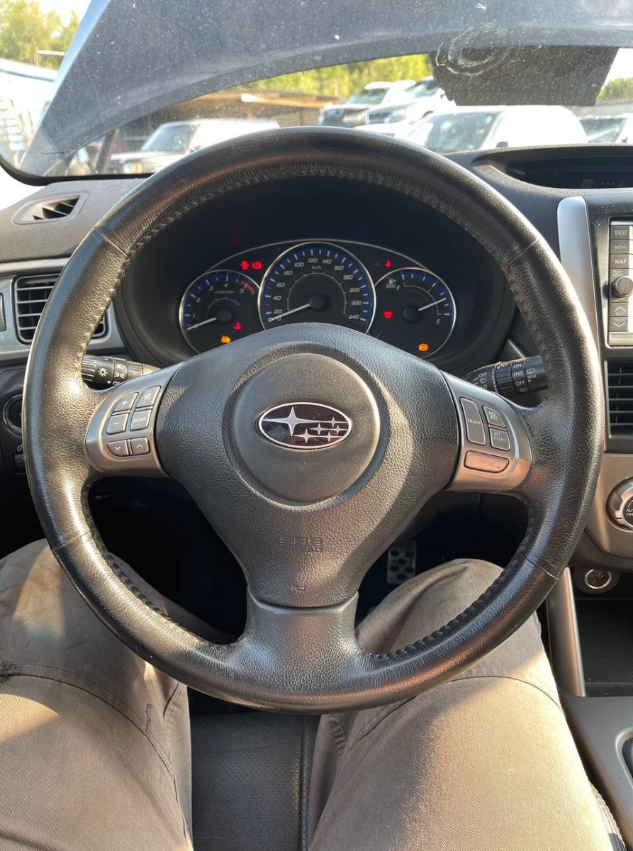 Subaru Forester Steering Wheel Airbag Steering wheel airbag — SUBARU FORESTER (SH) (2...