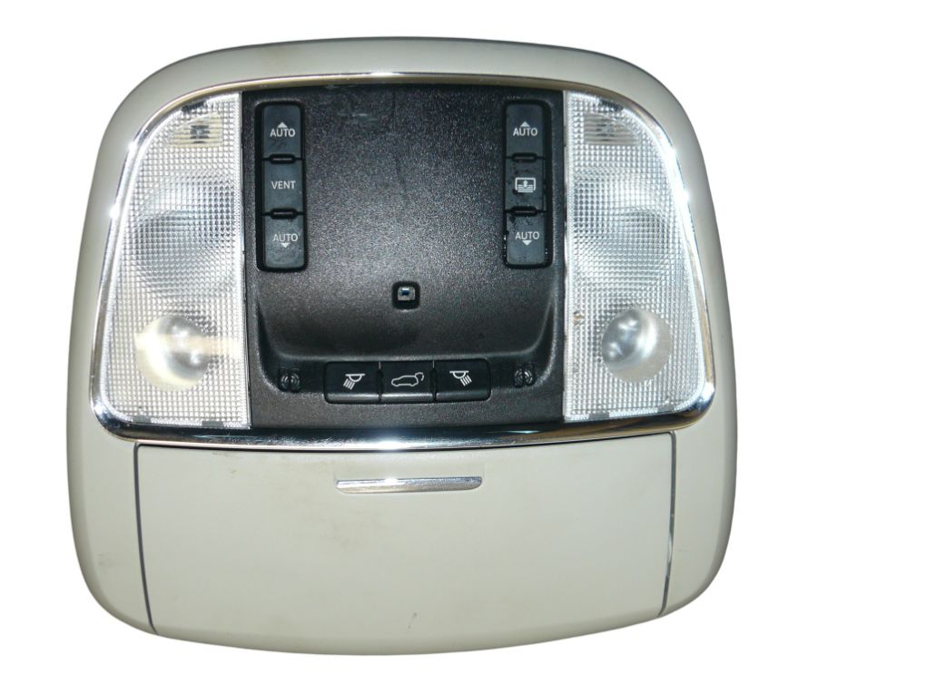 Jeep Grand Cherokee (WK) Front interior light Front interior light — JEEP GRAND CHEROKEE IV (...