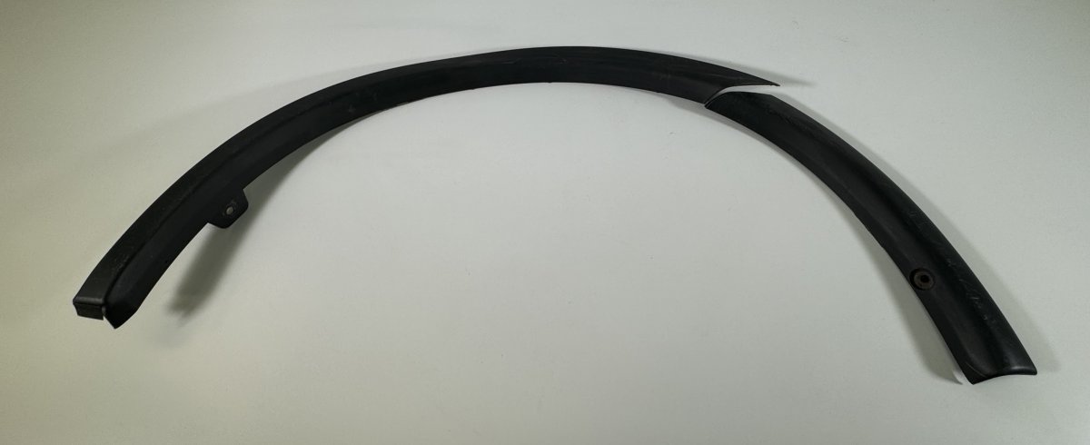 Mitsubishi Outlander Wheel arch extension — rear left Wheel arch extension — rear left — MITSUBISHI O...