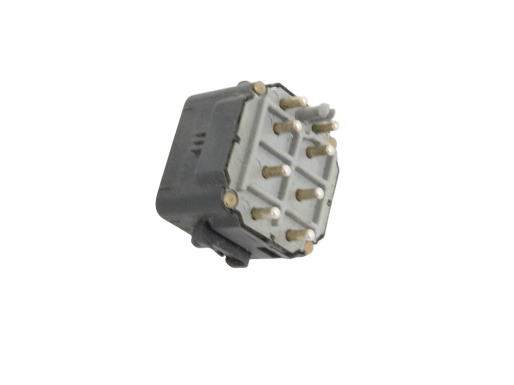 Mercedes-Benz 200 - 500 / E (W124) Mirror Adjustment Switch