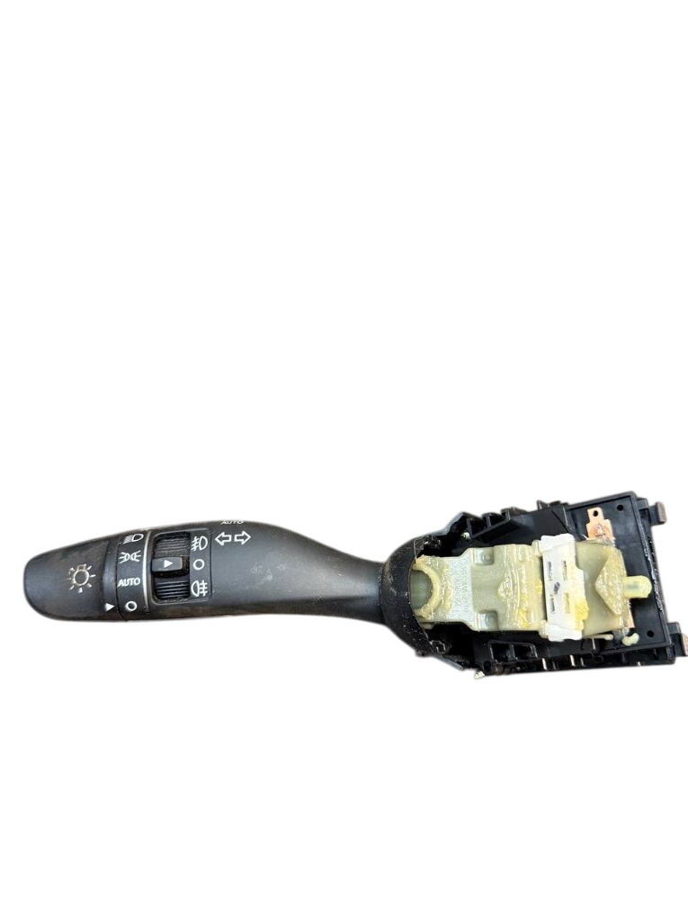 Hyundai Santa Fe Turn signal switch Turn signal switch — HYUNDAI SANTA FE III (DM) ...