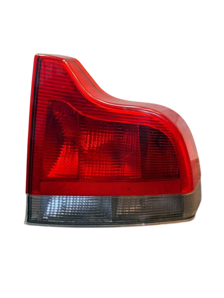Volvo S60 Right Rear Light Right rear light — VOLVO S60 I (RS) (2000-2010)...