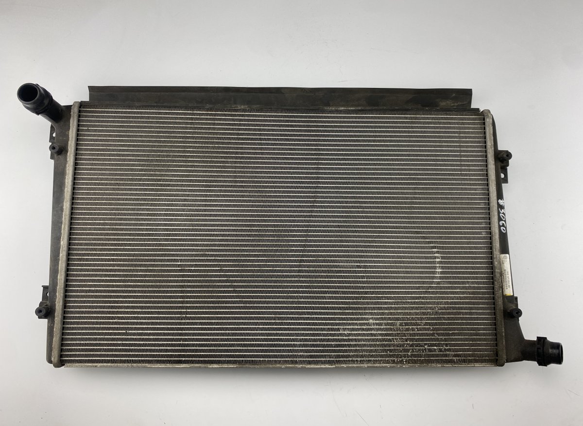 Skoda Superb (3T) jäähdytin Radiator — SKODA SUPERB II (3T4, 3T5) (2008-201...