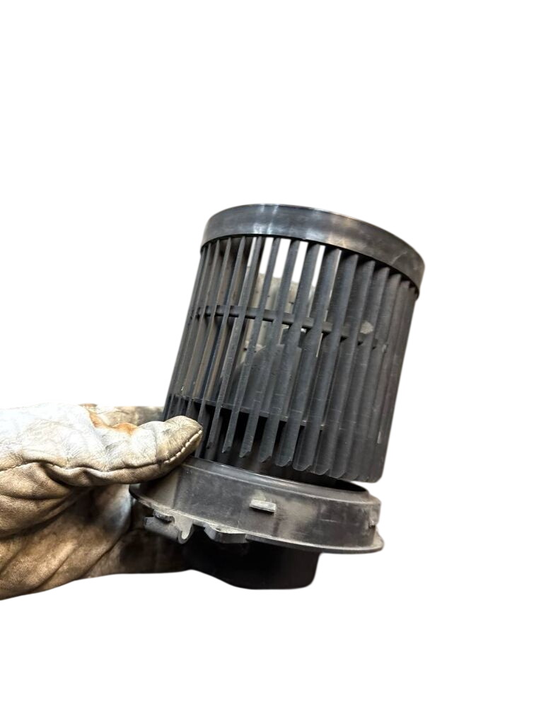 Nissan Juke Heater Blower Motor Heater blower motor — NISSAN JUKE I (F15) (2010...