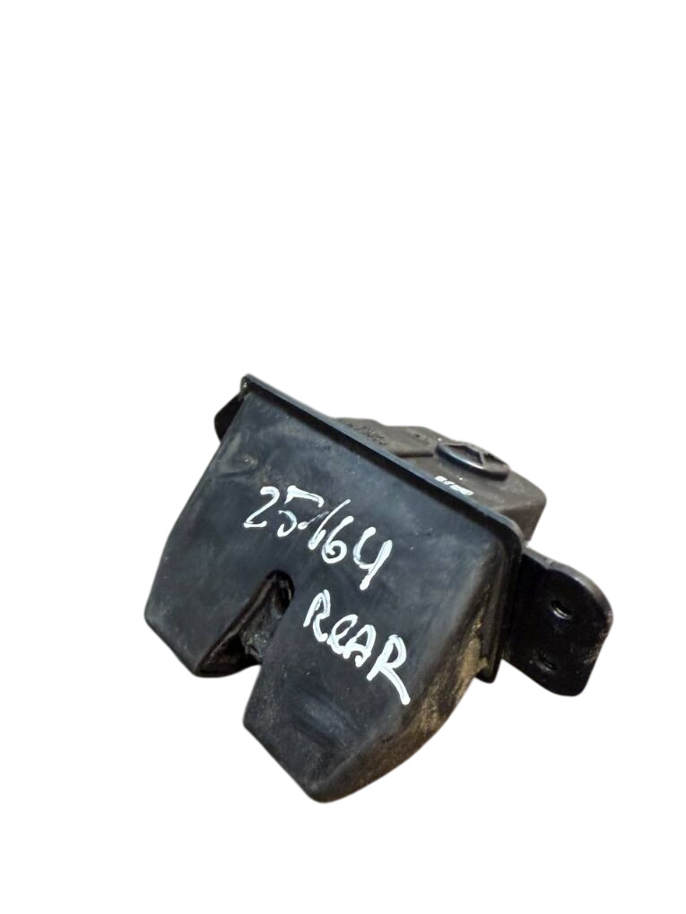 Hyundai Santa Fe Boot lid / tailgate lock Boot lid / tailgate lock — HYUNDAI SANTA FE III...