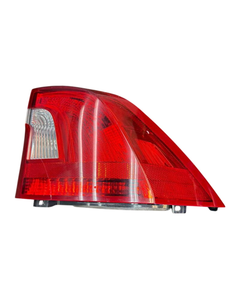 Volvo S60 Right Rear Light Right rear light — VOLVO S60 II / V60 I (2010-2...