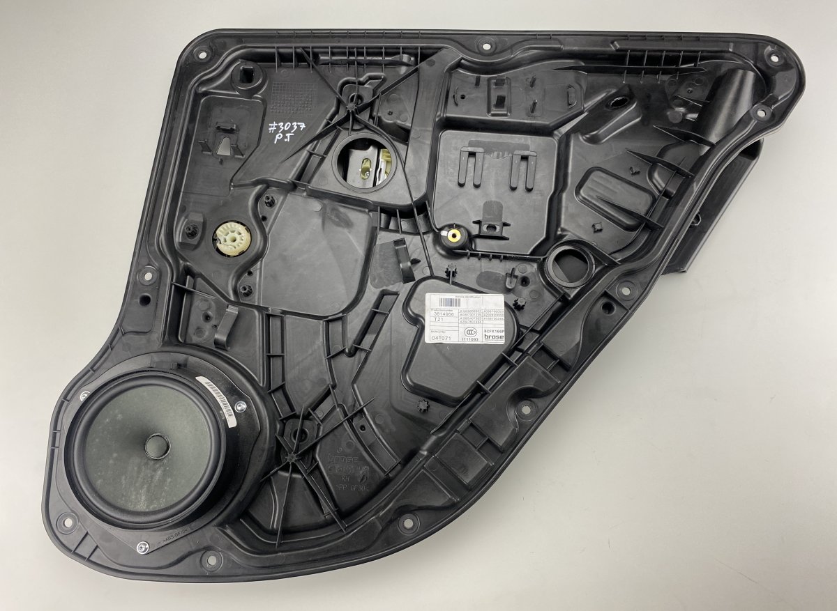 Mercedes-Benz ML / GLE (W166) Rear right window regulator mechanism Rear right window regulator mechanism — MERCEDE...