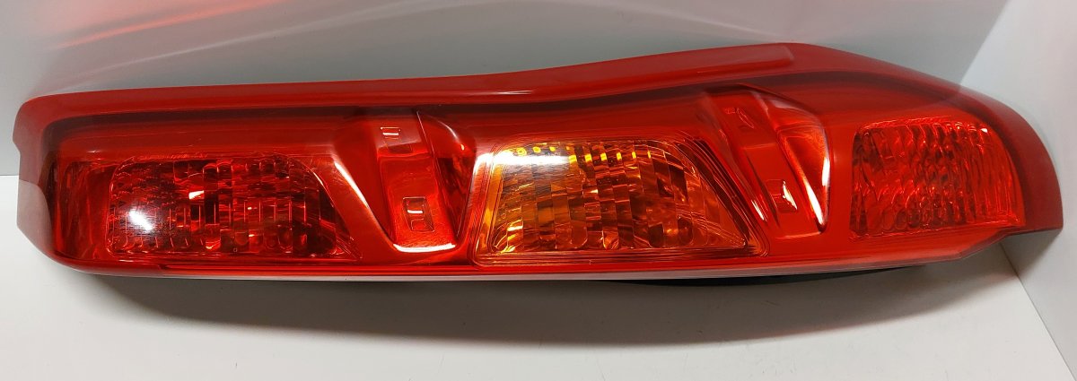 Nissan X-Trail Right Rear Light Right rear light — NISSAN X-TRAIL II (T31) (200...
