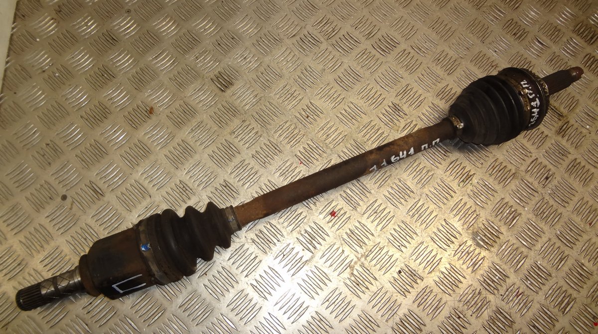 Subaru Forester Driveshaft — front right Driveshaft — front right — SUBARU FORESTER (SG)...
