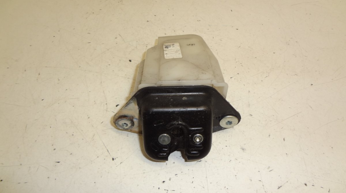 Honda Civic Boot lid / tailgate lock