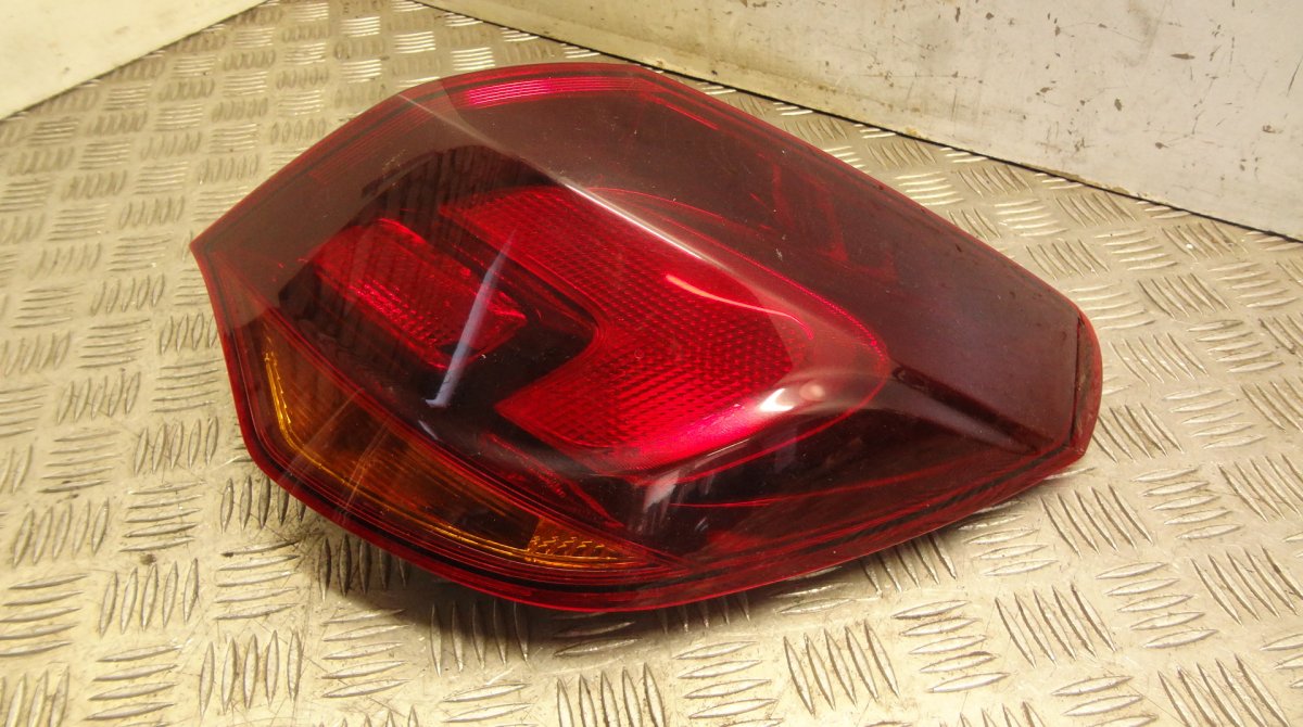 Opel Astra (H) Right Rear Light