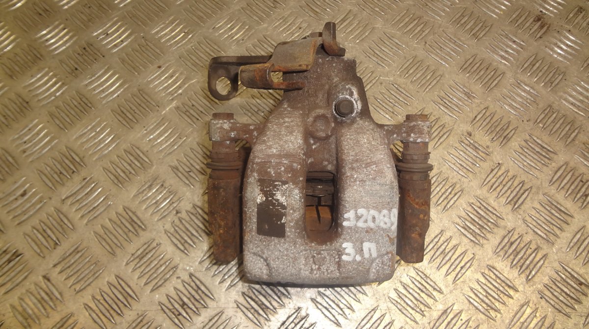 Peugeot 3008 Brake caliper — rear right