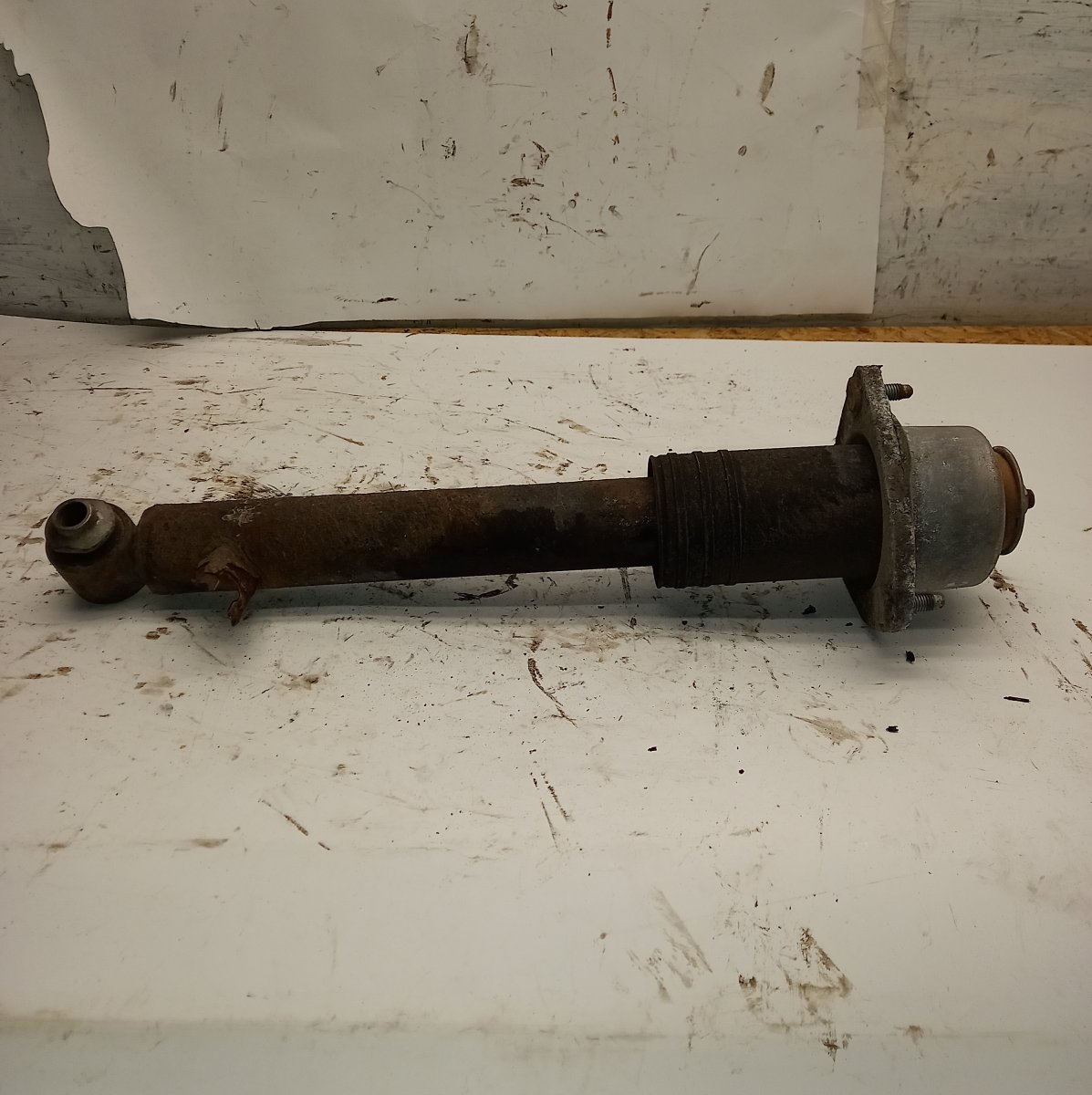 BMW X5 (E70) Shock absorber — rear right