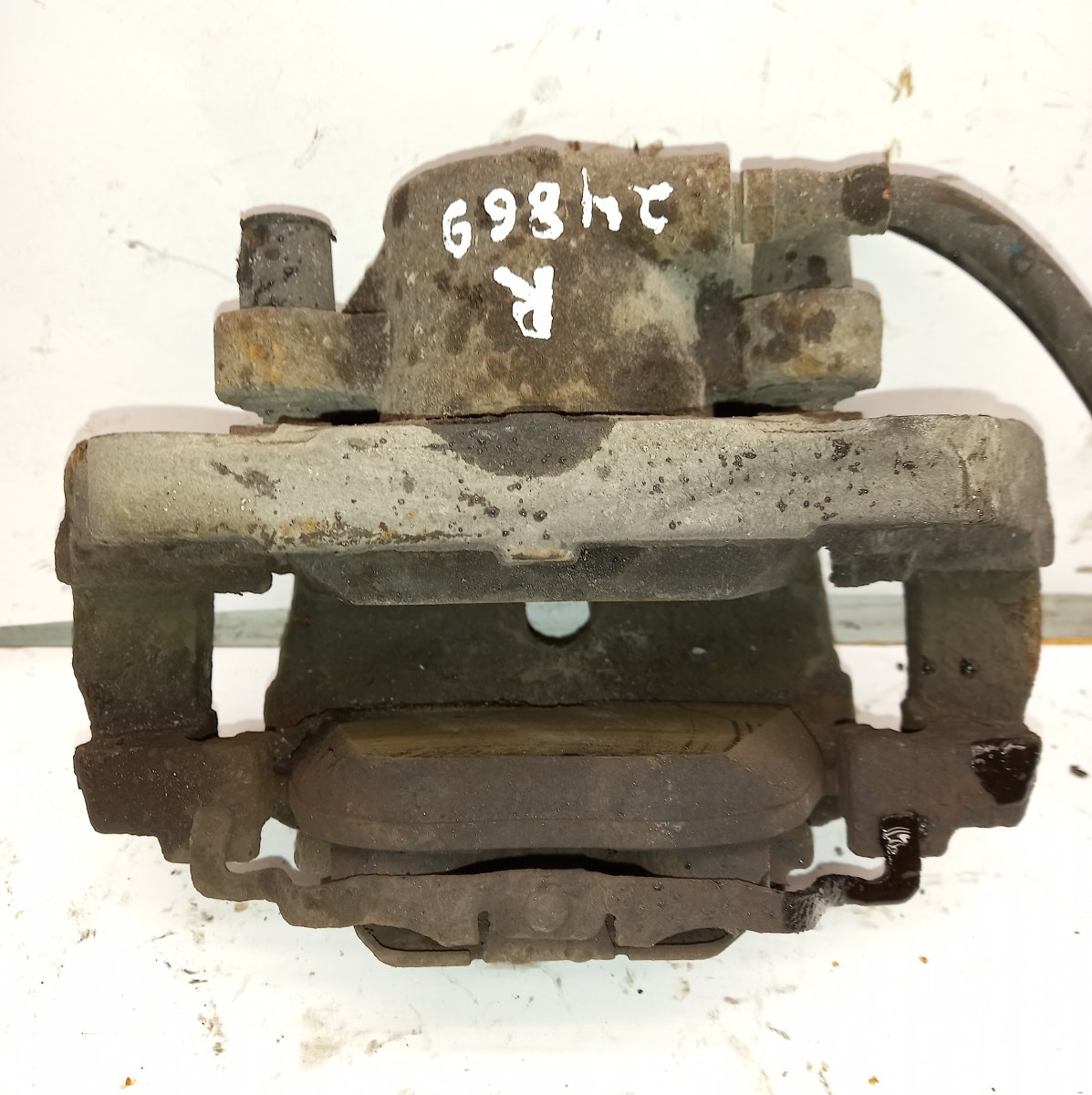 BMW X5 (E70) Brake caliper — front right
