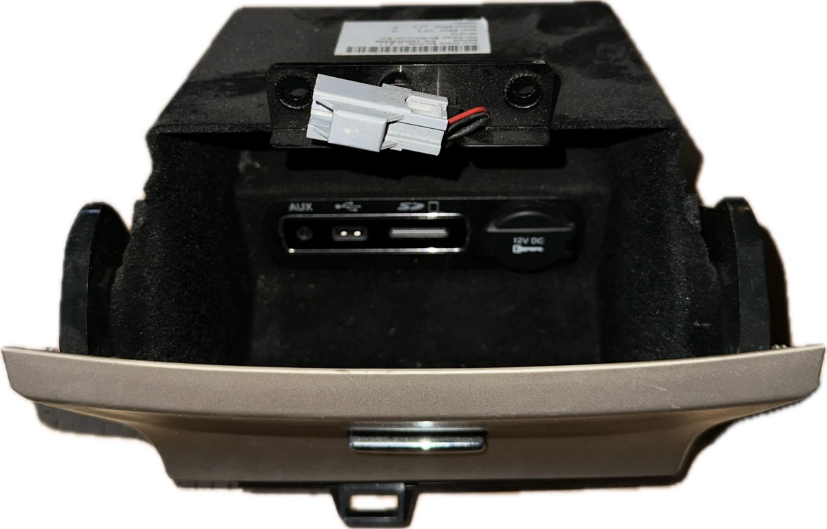 Jeep Grand Cherokee (WK) Stowage, center console Stowage, center console — JEEP GRAND CHEROKEE I...