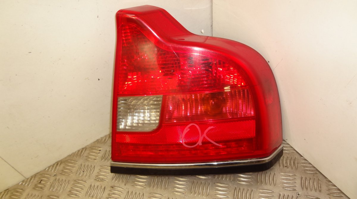 Volvo S80 Right Rear Light