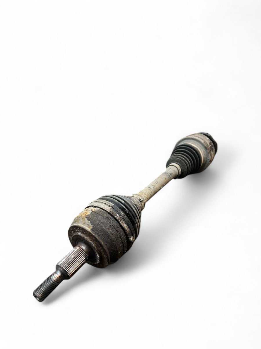 Volkswagen Transporter (T5, Caravelle, Multivan) Driveshaft — front left Driveshaft — front left — VW TRANSPORTER T5 / M...