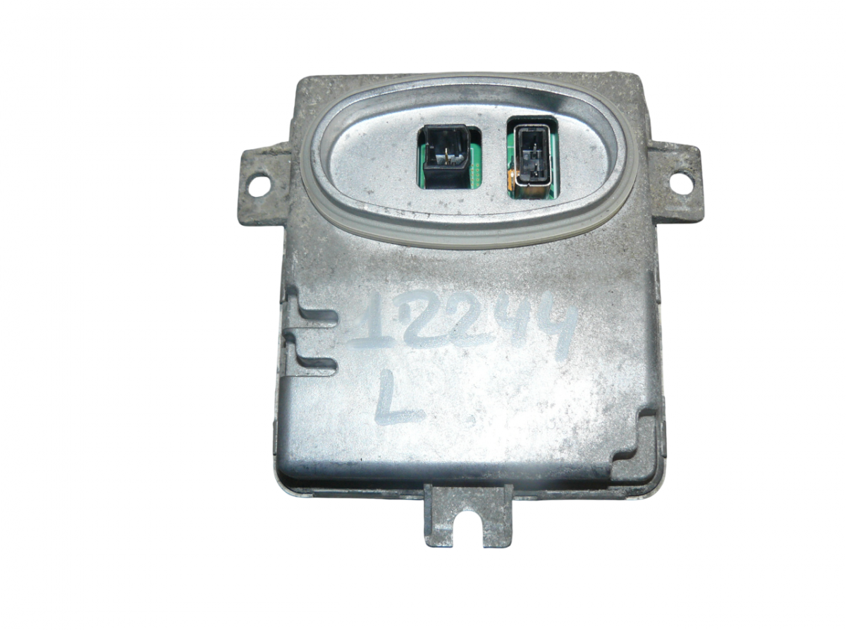 Volvo V70 Xenon control unit — left Xenon control unit — left — VOLVO V70 III (BW) ...