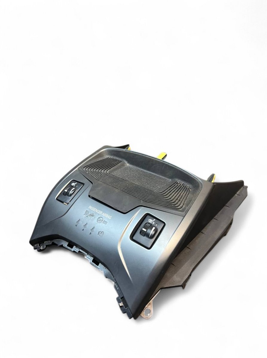 Toyota Avensis (T27) Seat Heater Switch Front left Seat Heater Switch Front left — TOYOTA AVENSIS ...