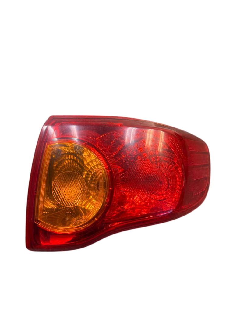 Toyota Corolla Right Rear Light