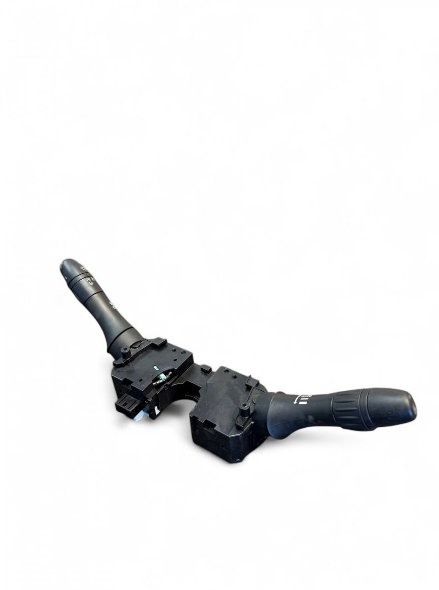Infiniti M / Q70 (Y51) Turn signal and wiper stalk Turn signal and wiper stalk — INFINITI M IV / Q...