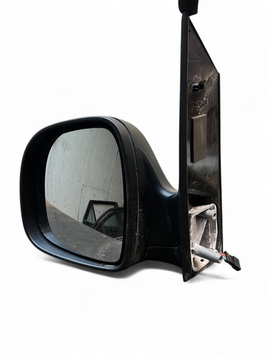 Mercedes-Benz Viano / Vito (W639) Left mirror
