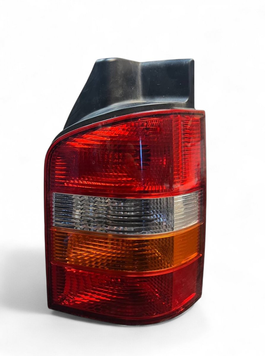 Volkswagen Transporter (T5, Caravelle, Multivan) Right Rear Light Right rear light — VW TRANSPORTER T5 / MULTIVAN...