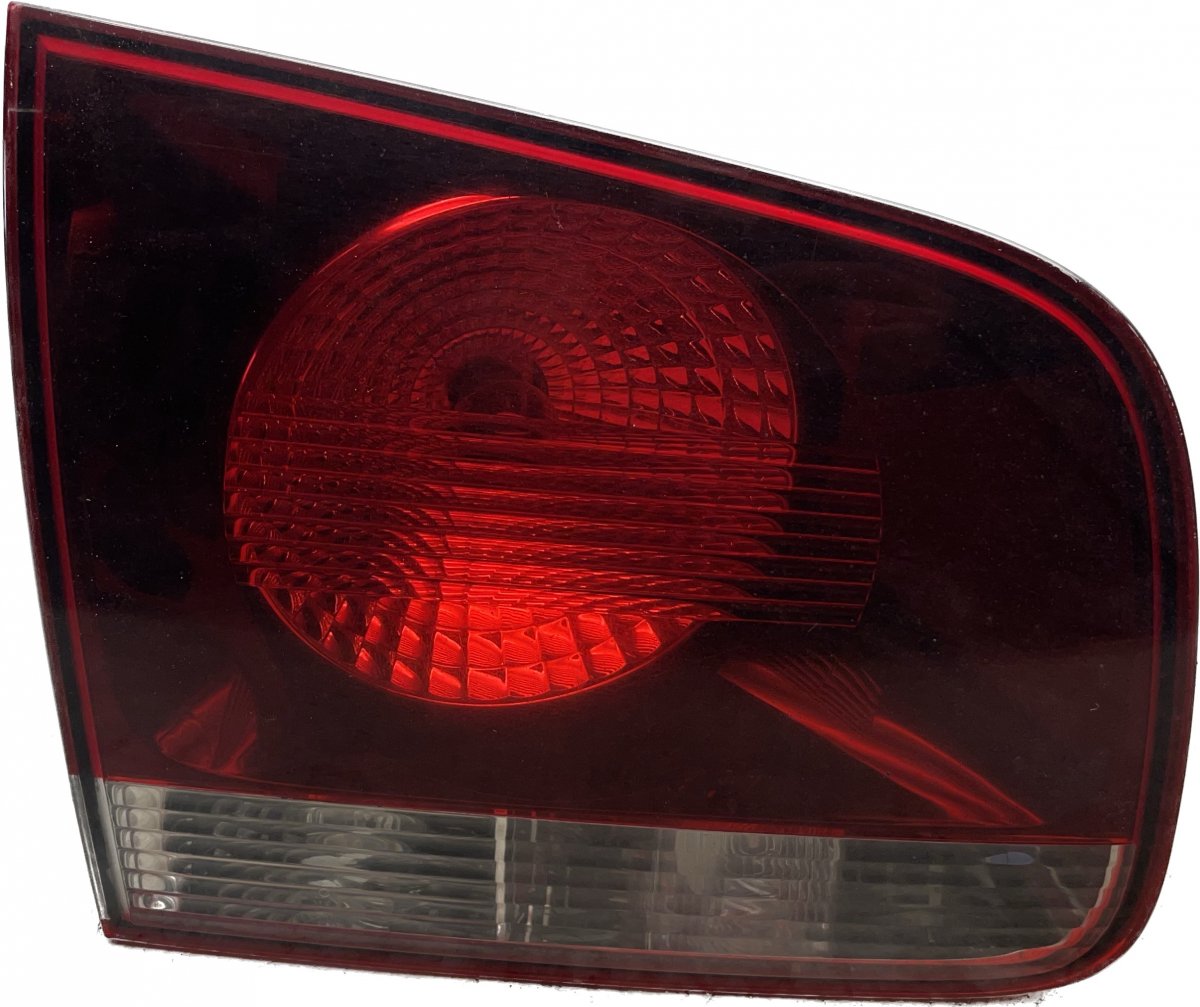 Volkswagen Touareg Inner tail light — left Inner tail light — left — VW TOUAREG I (7L) (20...