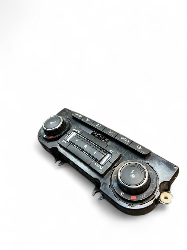Skoda Superb (3T) Heater control panel Heater control panel — SKODA SUPERB II (3T4, 3T...