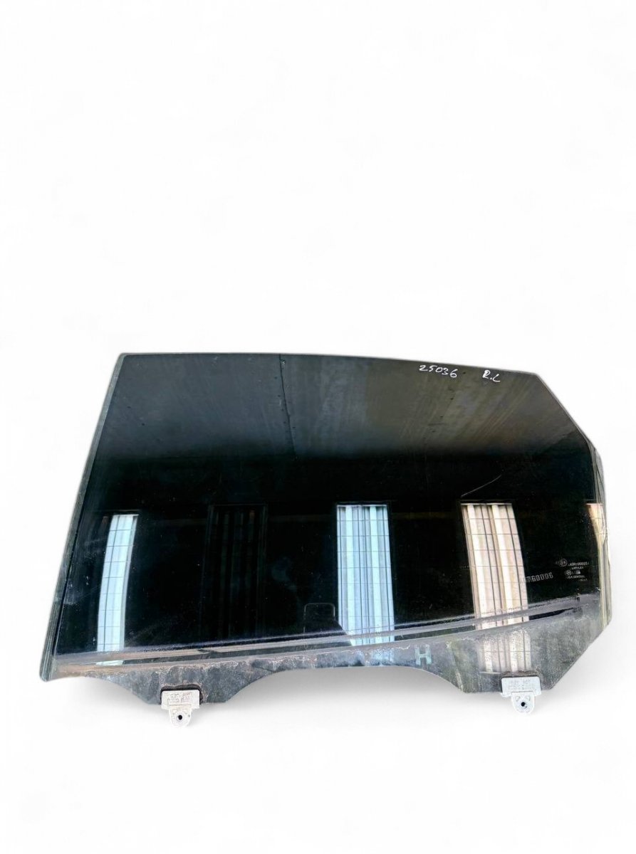 Infiniti M / Q70 (Y51) Door window glass — rear left Door window glass — rear left — INFINITI M IV /...