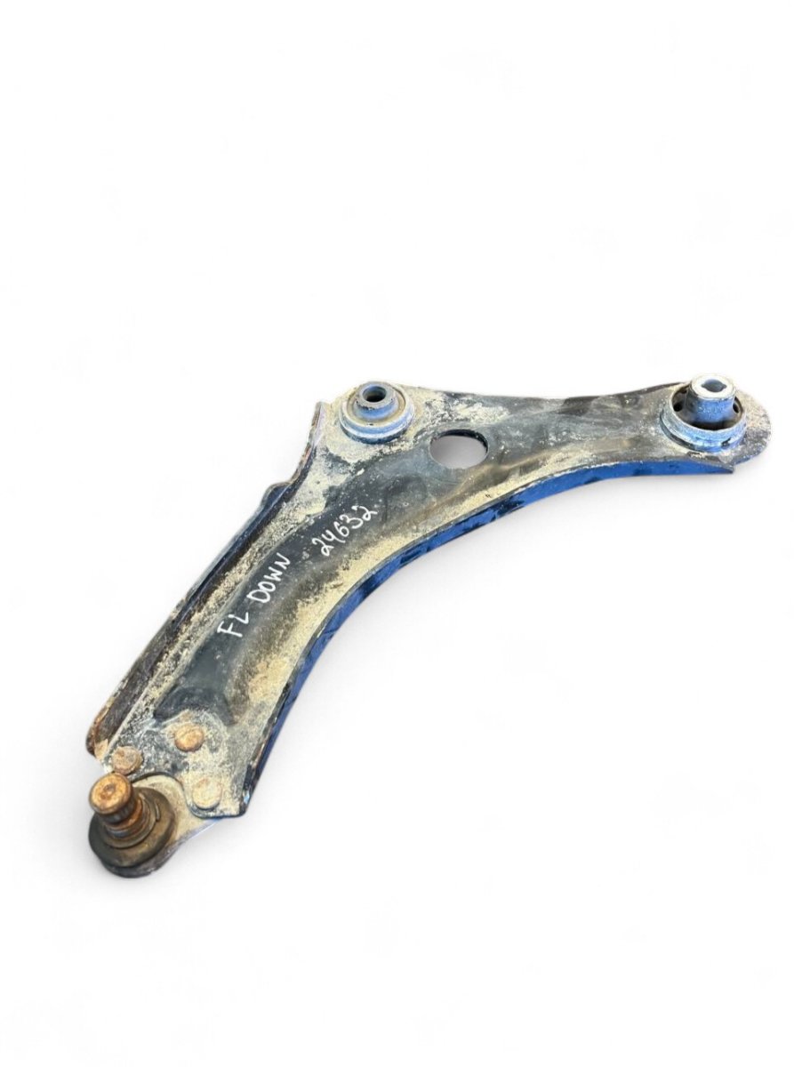 Renault Megane Lower suspension control arm — front left Lower suspension control arm — front left — REN...