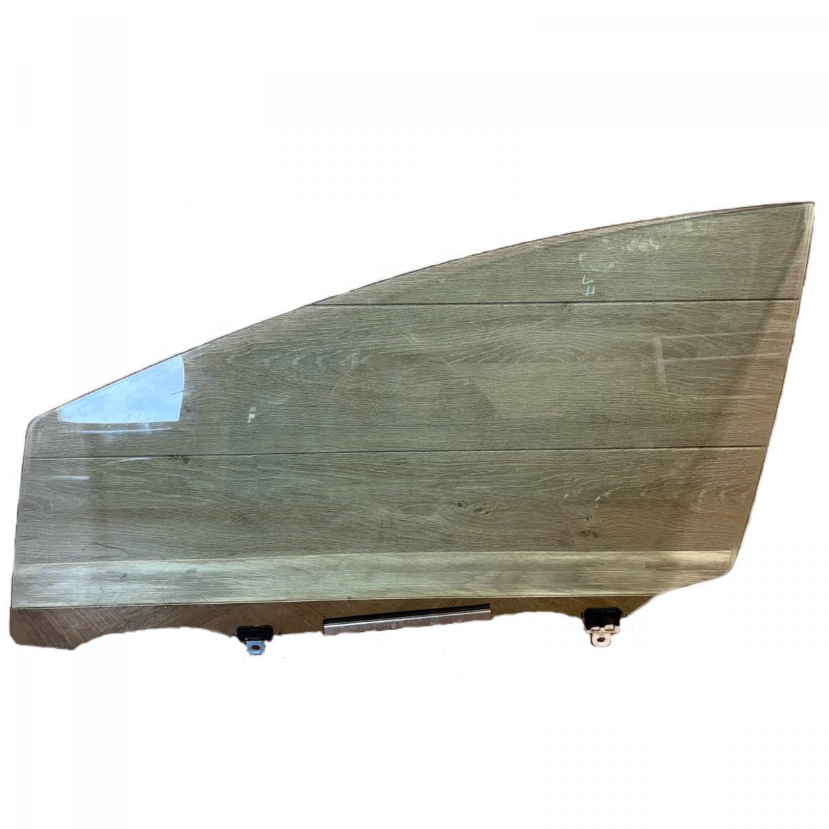Toyota Prius Door window glass — front left Door window glass — front left — TOYOTA PRIUS I...