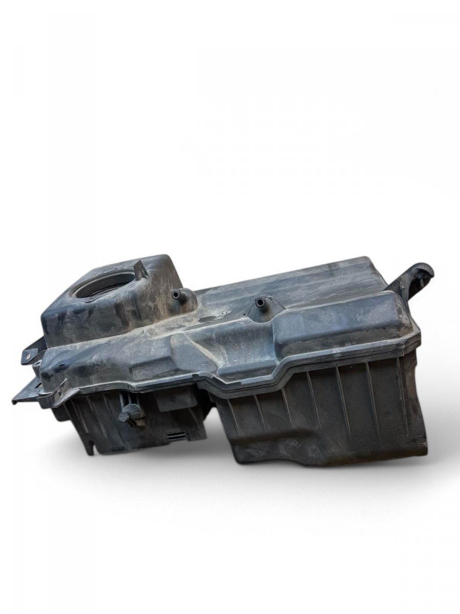 Volvo C70 Air filter housing Air filter housing — VOLVO S40 / V50 / C30 / C7...