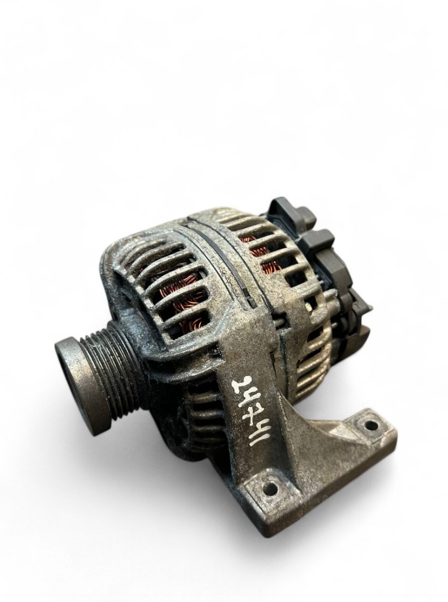 Volvo V70 Alternator Alternator — VOLVO V70 II / XC70 I (P80) (2000-...