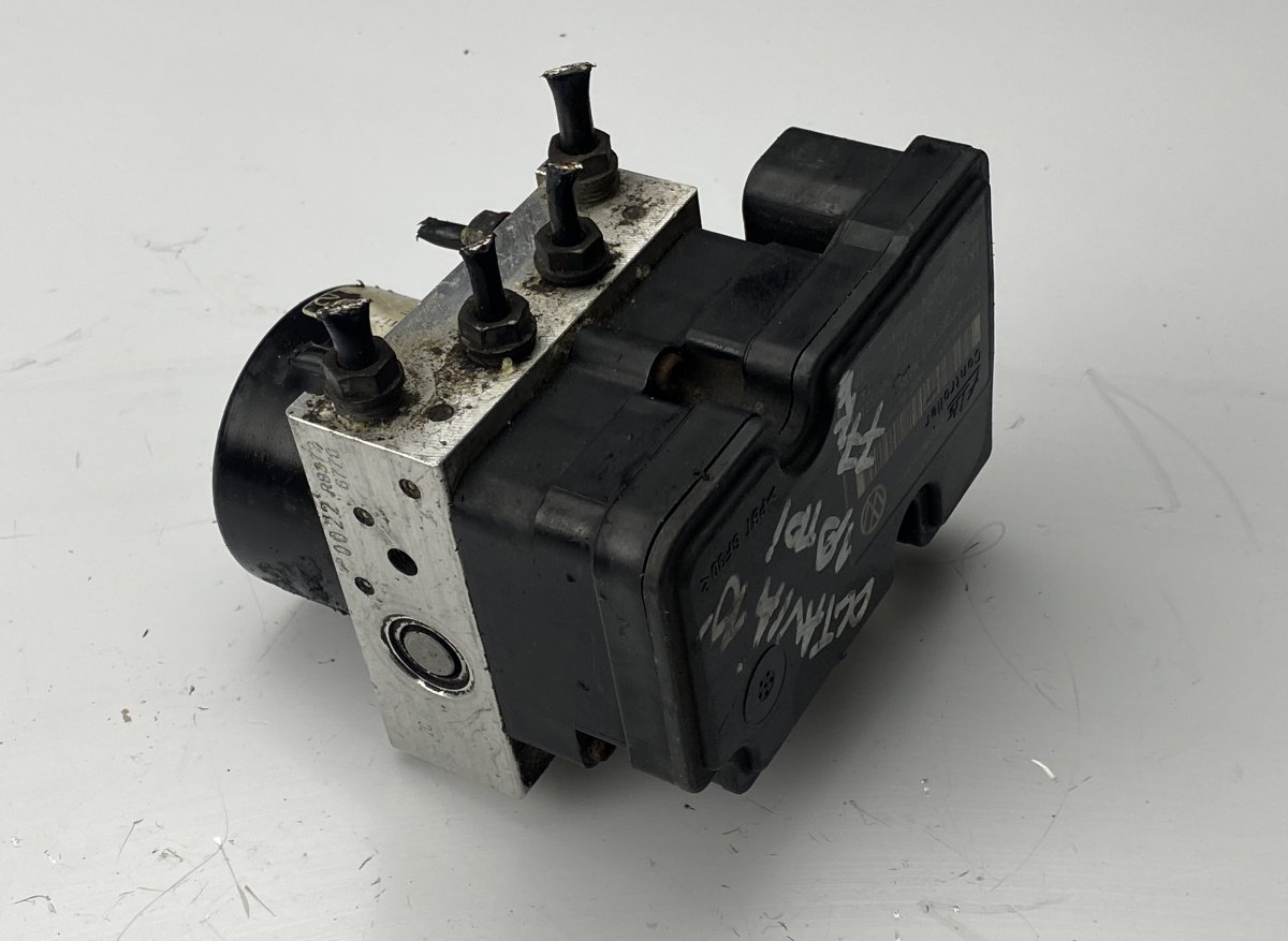 Skoda Octavia ABS hydraulic unit / pump ABS hydraulic unit / pump — SKODA OCTAVIA II (1...
