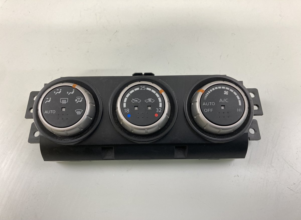 Nissan X-Trail Heater control panel Heater control panel — NISSAN X-TRAIL II (T31) ...