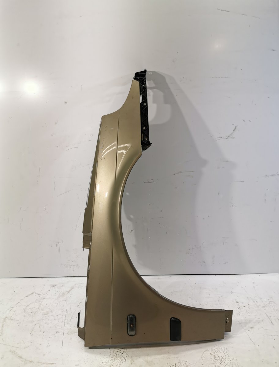 Saab 9-5 Front Right Fender Front Right Fender — SAAB 9-5 (YS3E) (1997-2010...