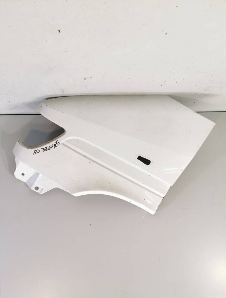 Mercedes-Benz Sprinter (W901-905) Front Left Fender Front Left Fender — MERCEDES-BENZ SPRINTER (903...