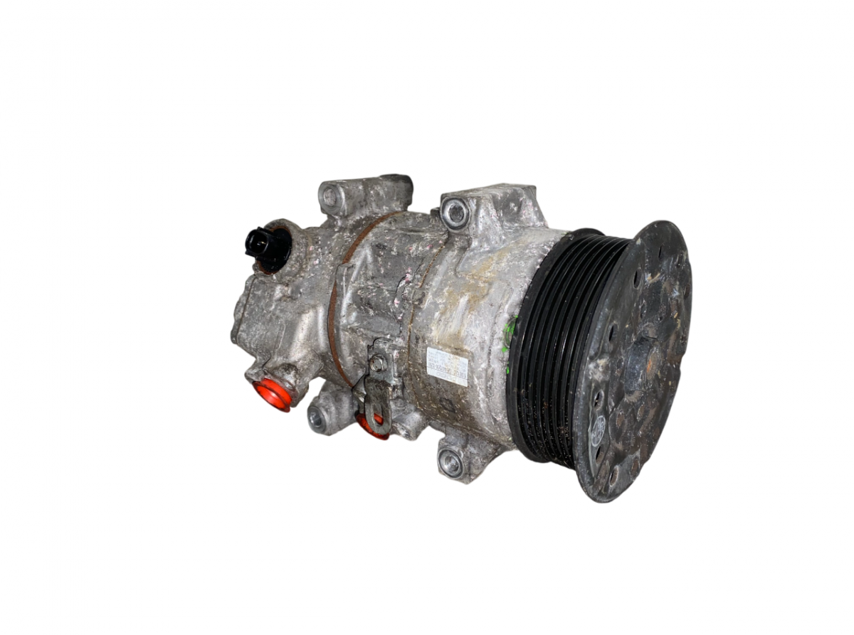 Toyota Avensis (T27) Air-conditioning compressor Air-conditioning compressor — TOYOTA AVENSIS (T...