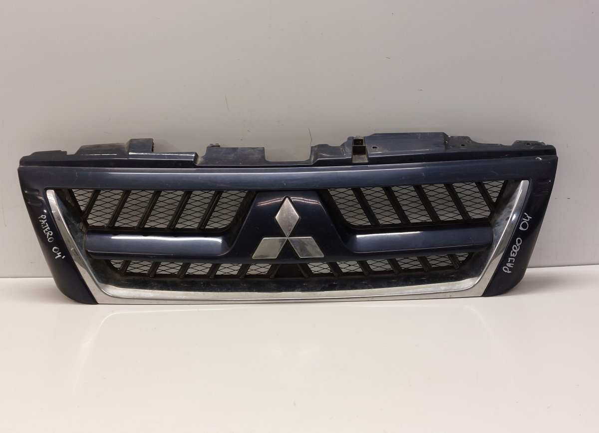 Mitsubishi Pajero Radiator Grille Radiator grille — MITSUBISHI PAJERO III (V60, V...