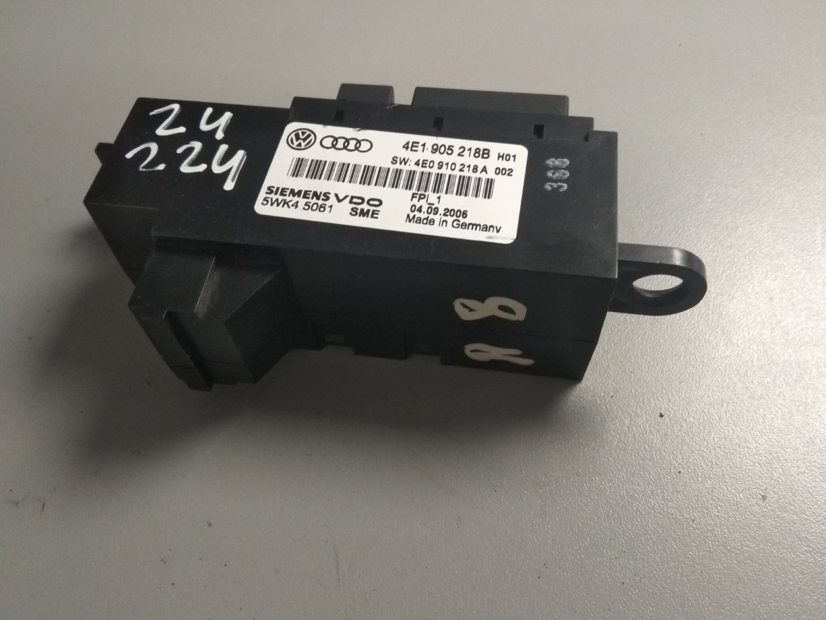 Audi A8 (D3) Start Stop Switch Start Stop Switch — AUDI A8 (4E) (2002-2010) — ...